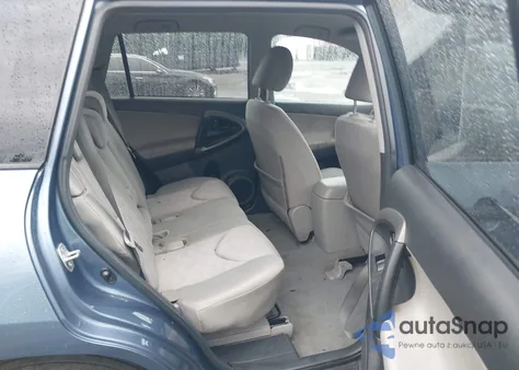 2011 Toyota Rav4 z USA, uszkodzony, nr VIN 2T3KF4DV0BW072402